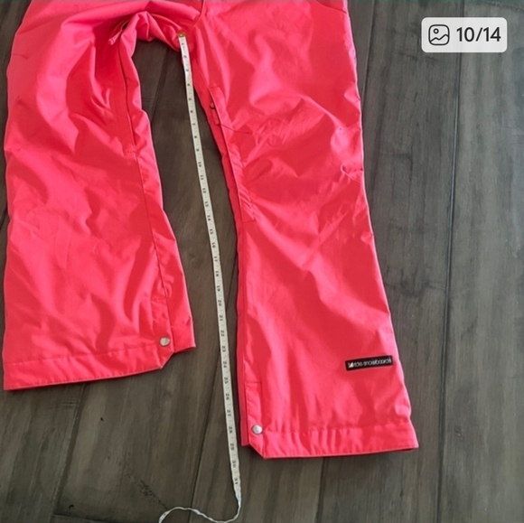 Ride Snowboards Coral Pink Ski and Snowboard Pants - Size Large - Picture 10 of 14